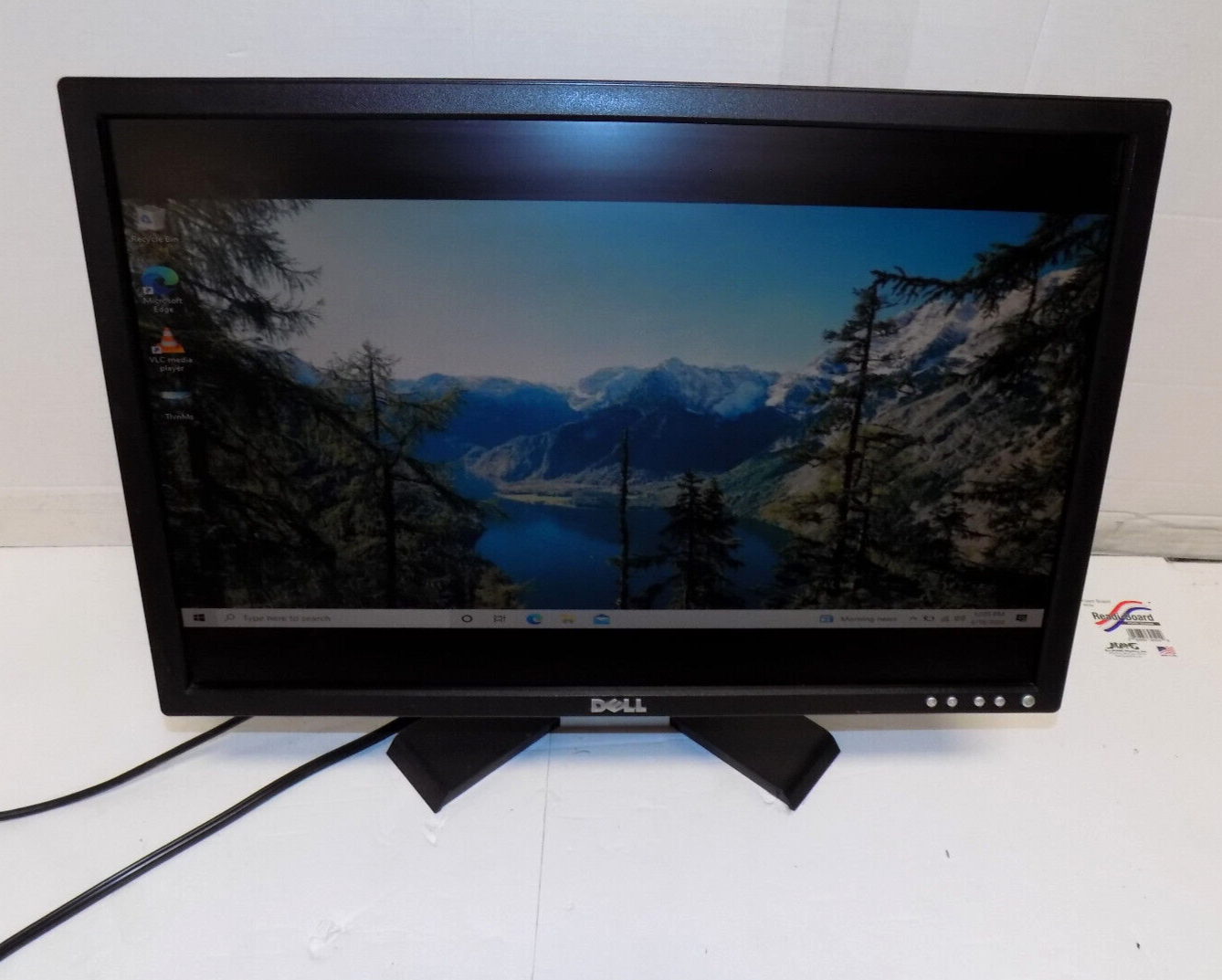 Dell E228WFPC 22 inch Widescreen LCD Monitor with Cables VGC