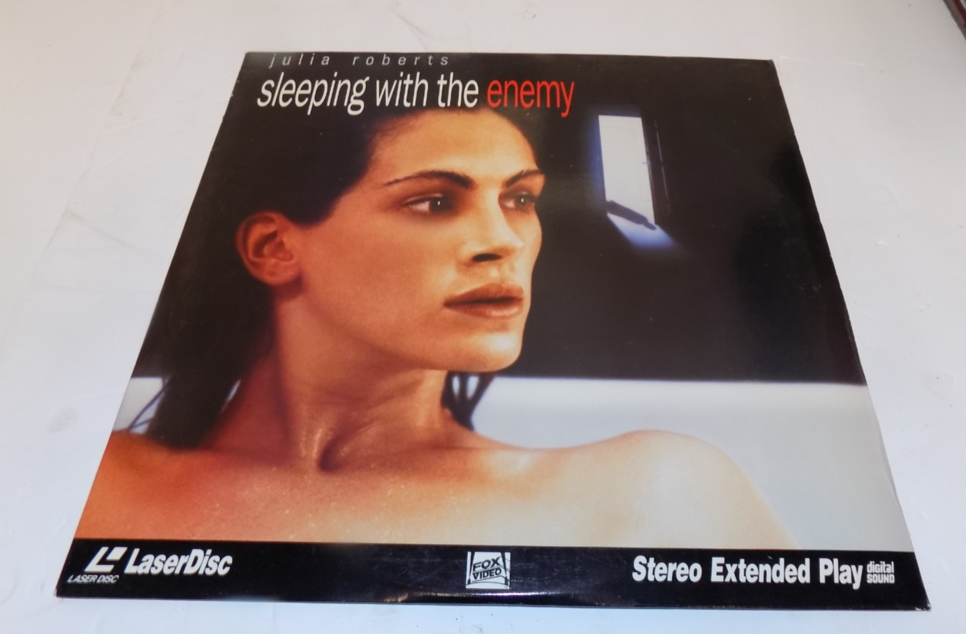 Sleeping With the Enemy Laserdisc LD Julia Roberts Patrick Bergin Kevin Anderson