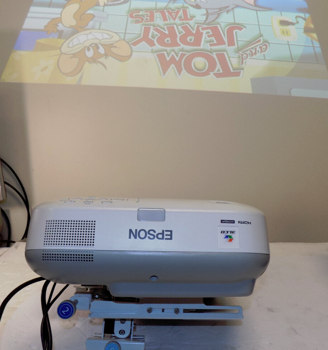 Epson PowerLite 485W 3LCD WXGA 3100Lm Short Throw HDMI Projector 473 Lamp Hours
