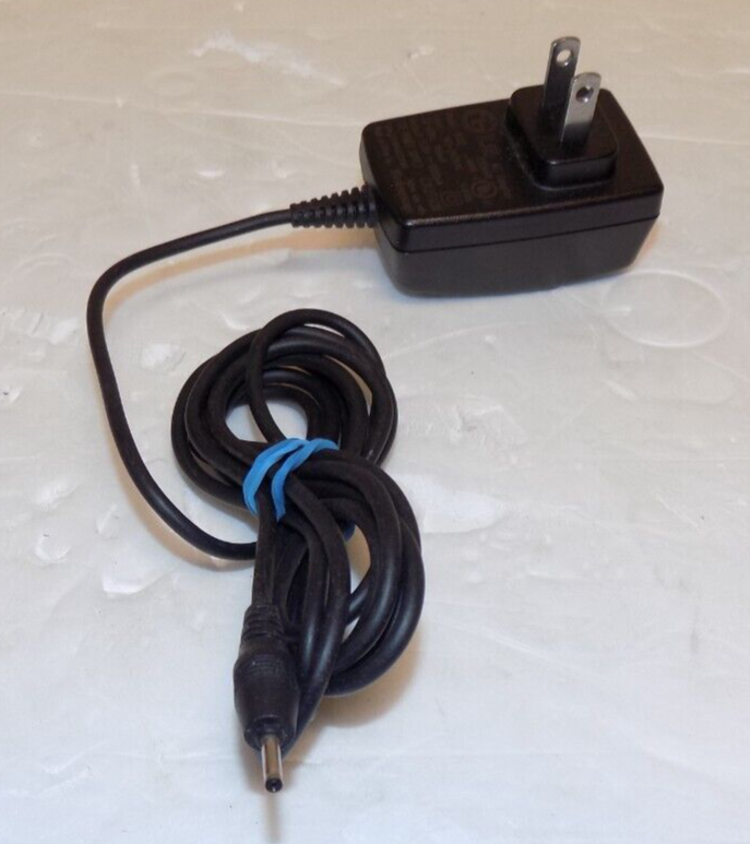 LG 8102 5V 1A Cell Phone Wall Charger AC Power Supply Adapter