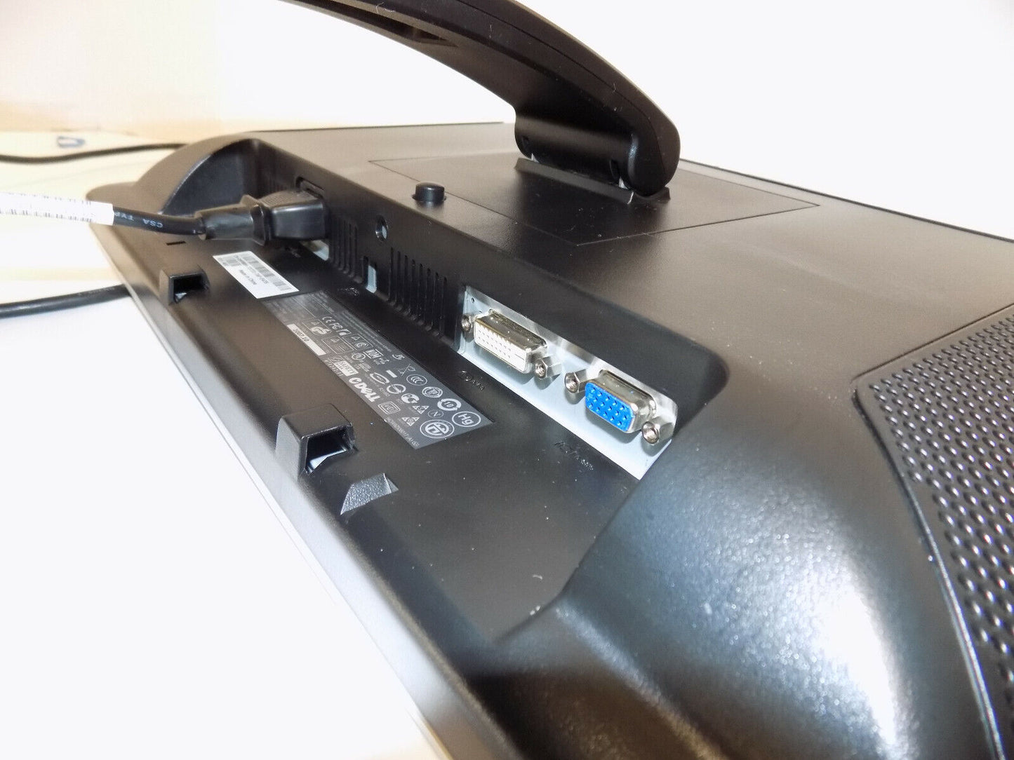 Dell s199WFPV 19 Inch Computer Monitor with VGA & Power Cord
