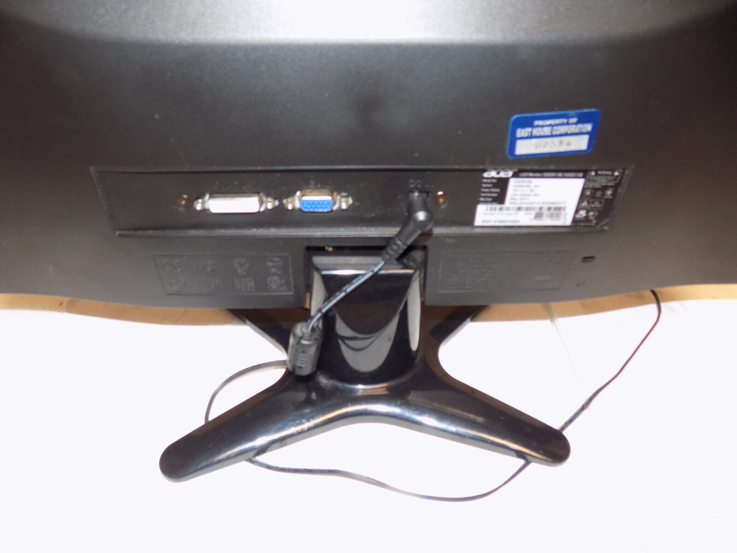 ACER G206HQL 20 Inch Computer Monitor with Cables
