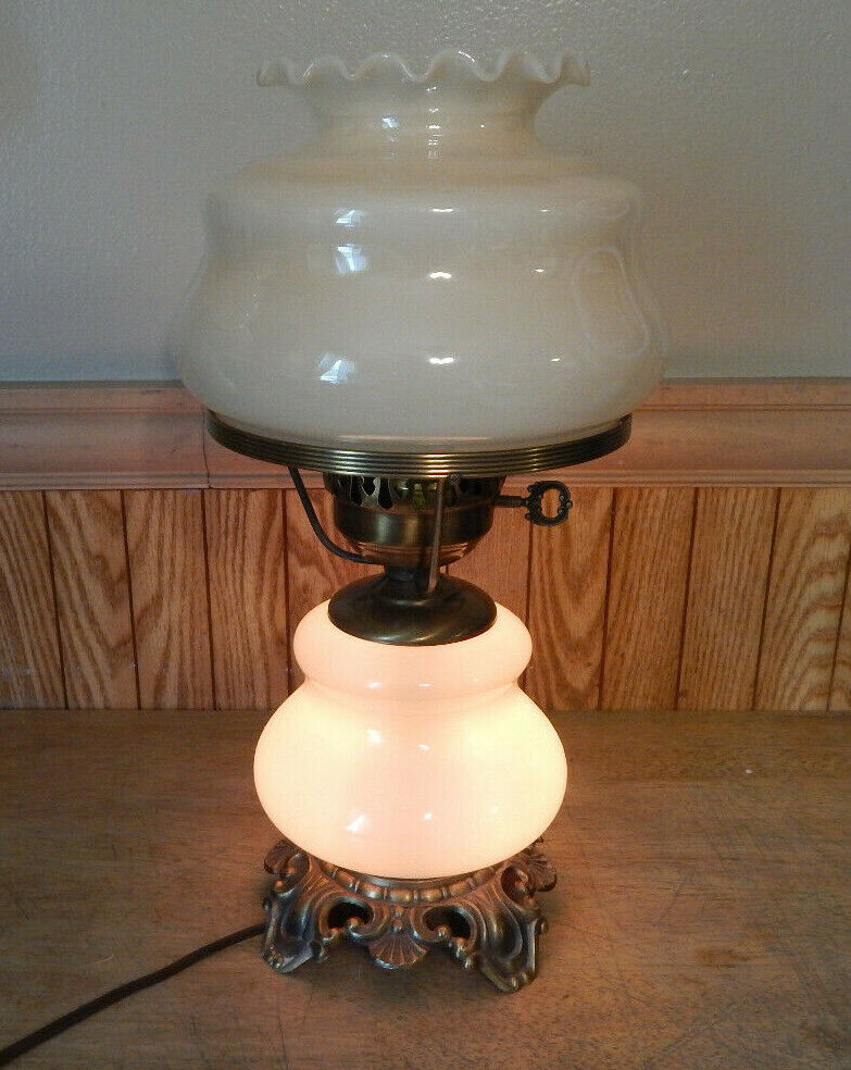 Accurate Casting Company Co. Antique Lamp 2 Light Tan Glass Lamp