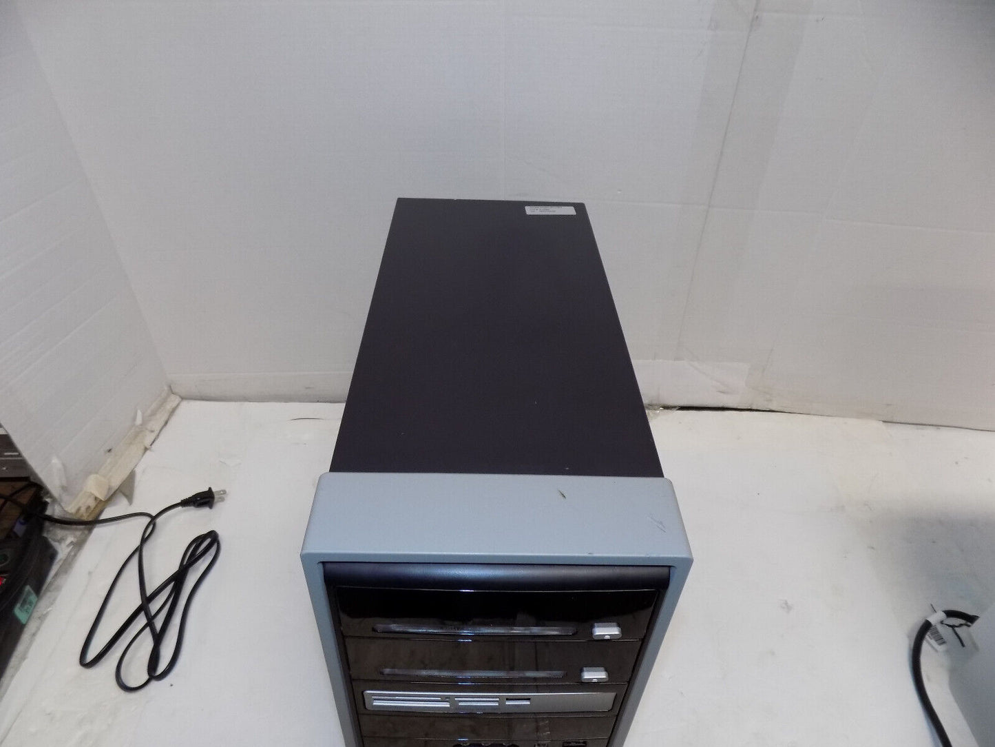 Compaq Presario SR2721 Desktop PC AMD Sempron 2 GB RAM No Hard Drive