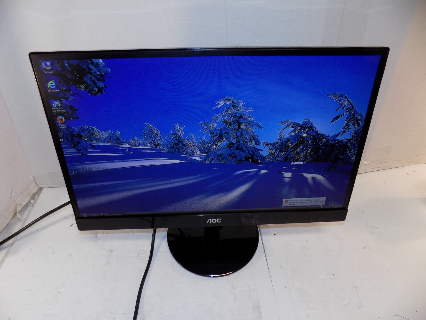 AOC I2269Vw 21.5 inch Computer Monitor LCD Monitor DVI VGA With Cables
