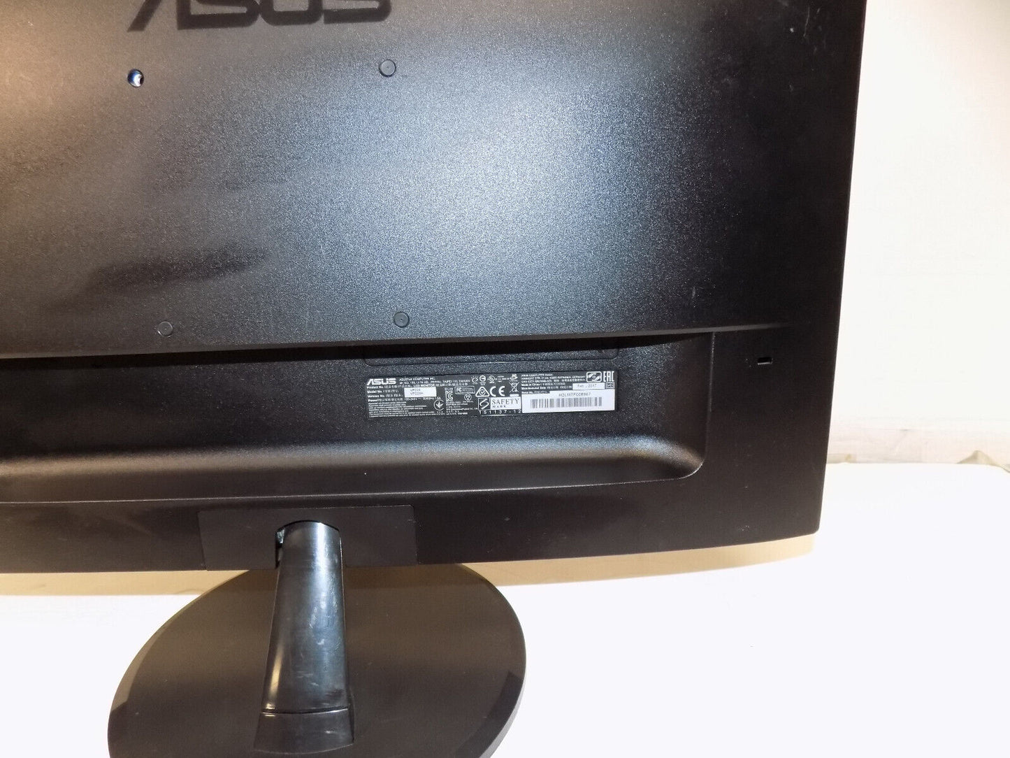 ASUS VP228H LCD Computer Monitor 21.5 Inch Wide Screen with Cables