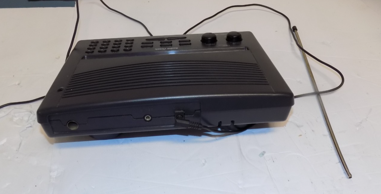 Radio Shack 20-411 Desktop Radio Scanner PRO-2034 60 Channels