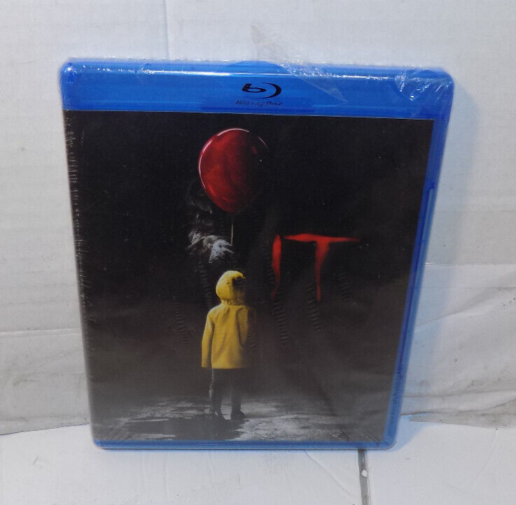 IT Movie Blu-Ray 2017 Warner Brothers Horror Film New