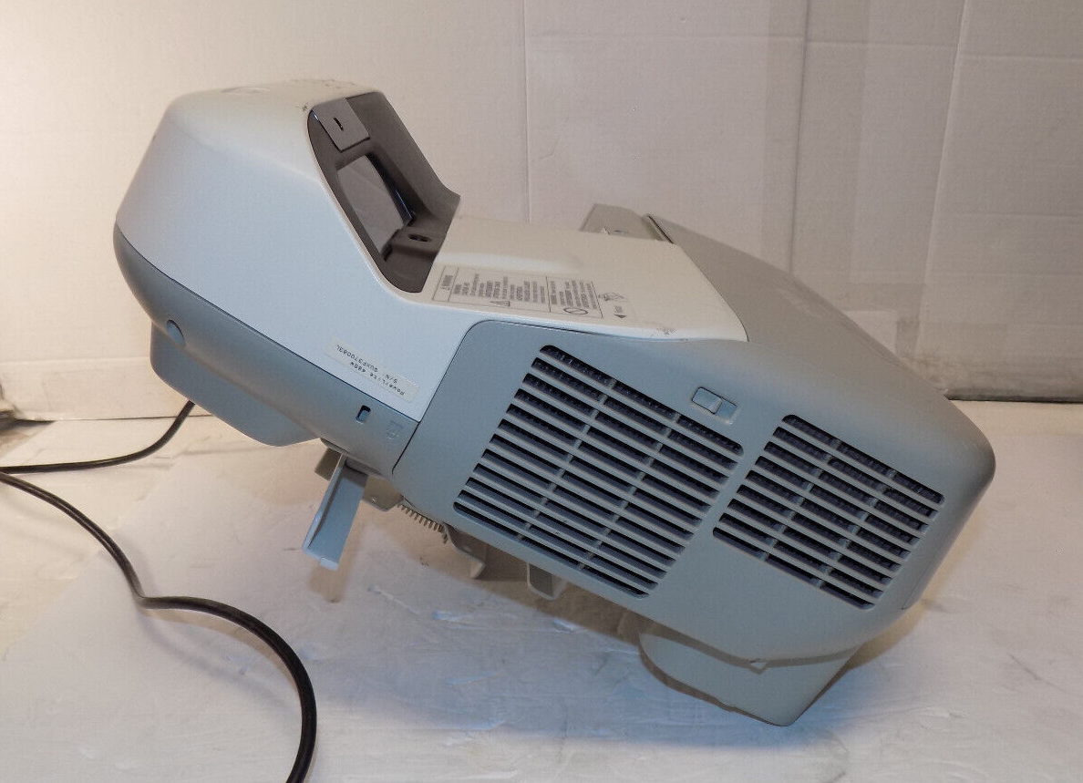 Epson PowerLite 485W 3LCD WXGA 3100Lm Short Throw HDMI Projector 473 Lamp Hours