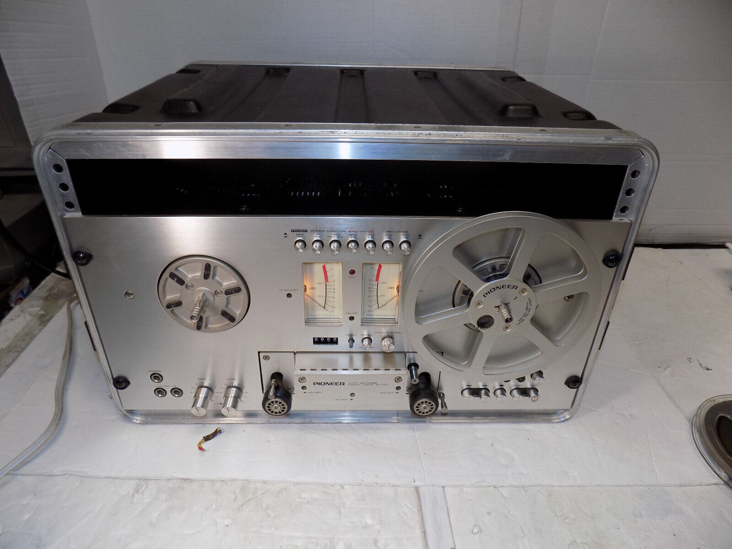 NICE PIONEER RT707 STEREO REEL TO REEL WITH SKB HARD CASE