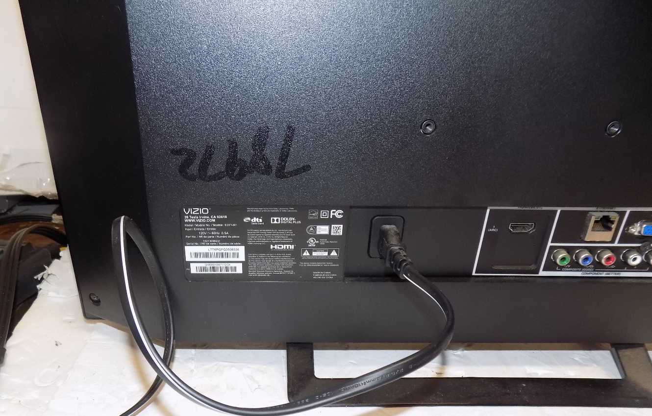 Vizio E241i-B1 24” HD TV 1080P HDMI/USB, PC Monitor, with Remote