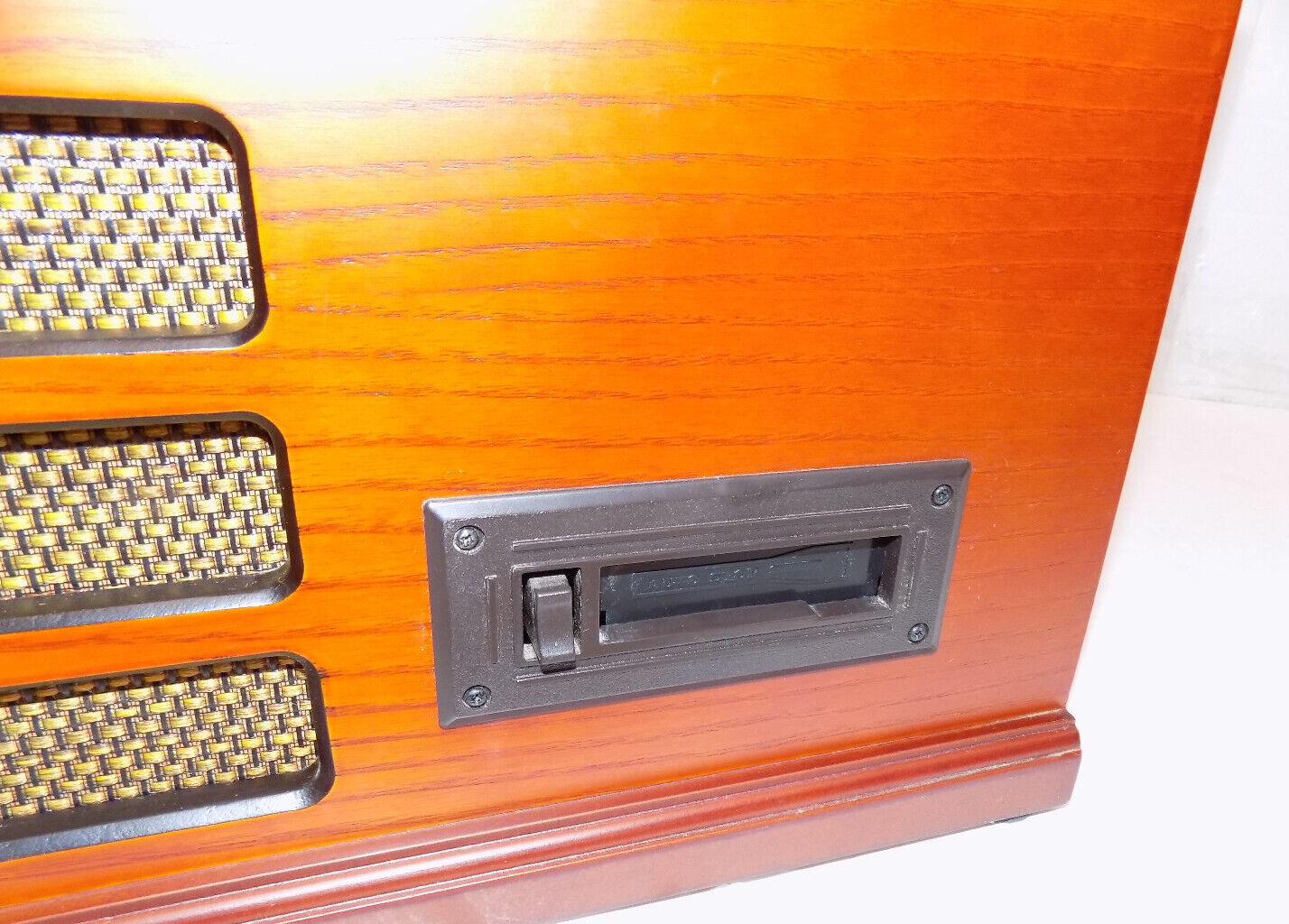 CROSLEY MODEL CR66 RECORD PLAYER CD PLAYER AM/FM CASSETTE VGC AUX IN