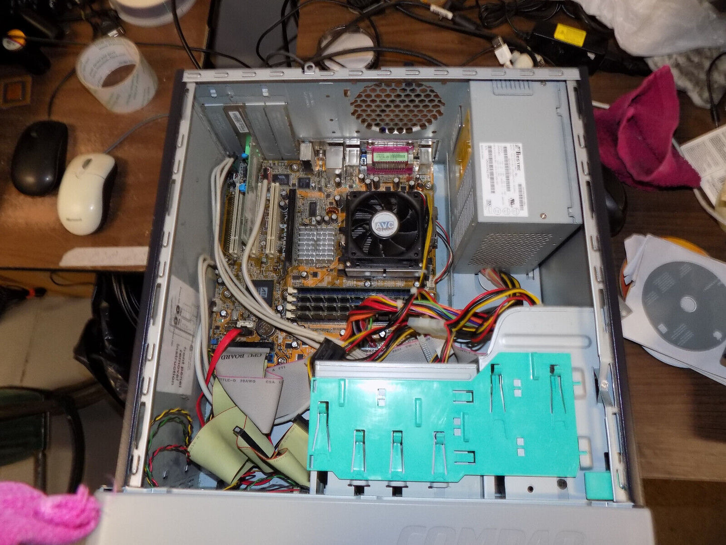Compaq Presario SR2721 Desktop PC AMD Sempron 2 GB RAM No Hard Drive