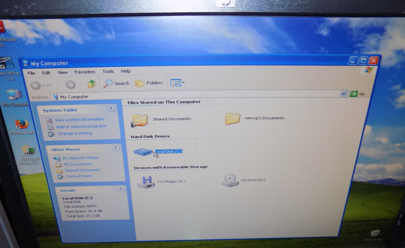 Gateway 2100-e Desktop Computer System Win XP Celeron 2.8GHZ 760mb RAM 40 GB HDD