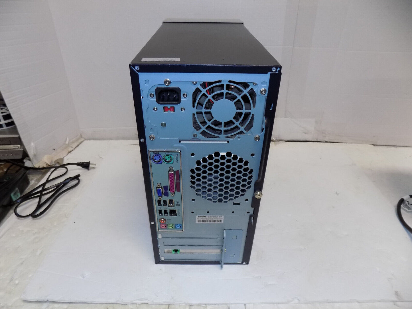 Compaq Presario SR2721 Desktop PC AMD Sempron 2 GB RAM No Hard Drive