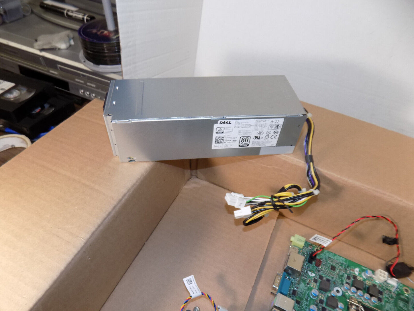 Dell OptiPlex 7040 0Y7WYT Motherboard Intel i5 8 GB RAM Power Supply CPU Fan