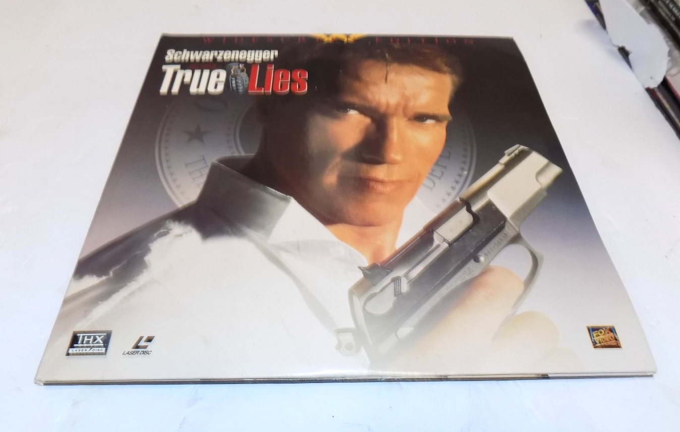 True Lies Arnold Schwarzenegger Widescreen Laserdisc LD 1994