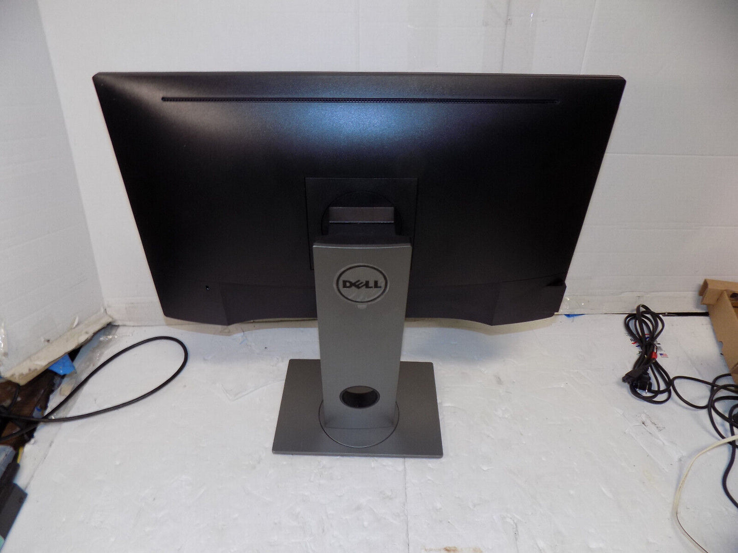 Dell P2217H IPS 1920 X 1080 21.5-Inch LED LCD Monitor