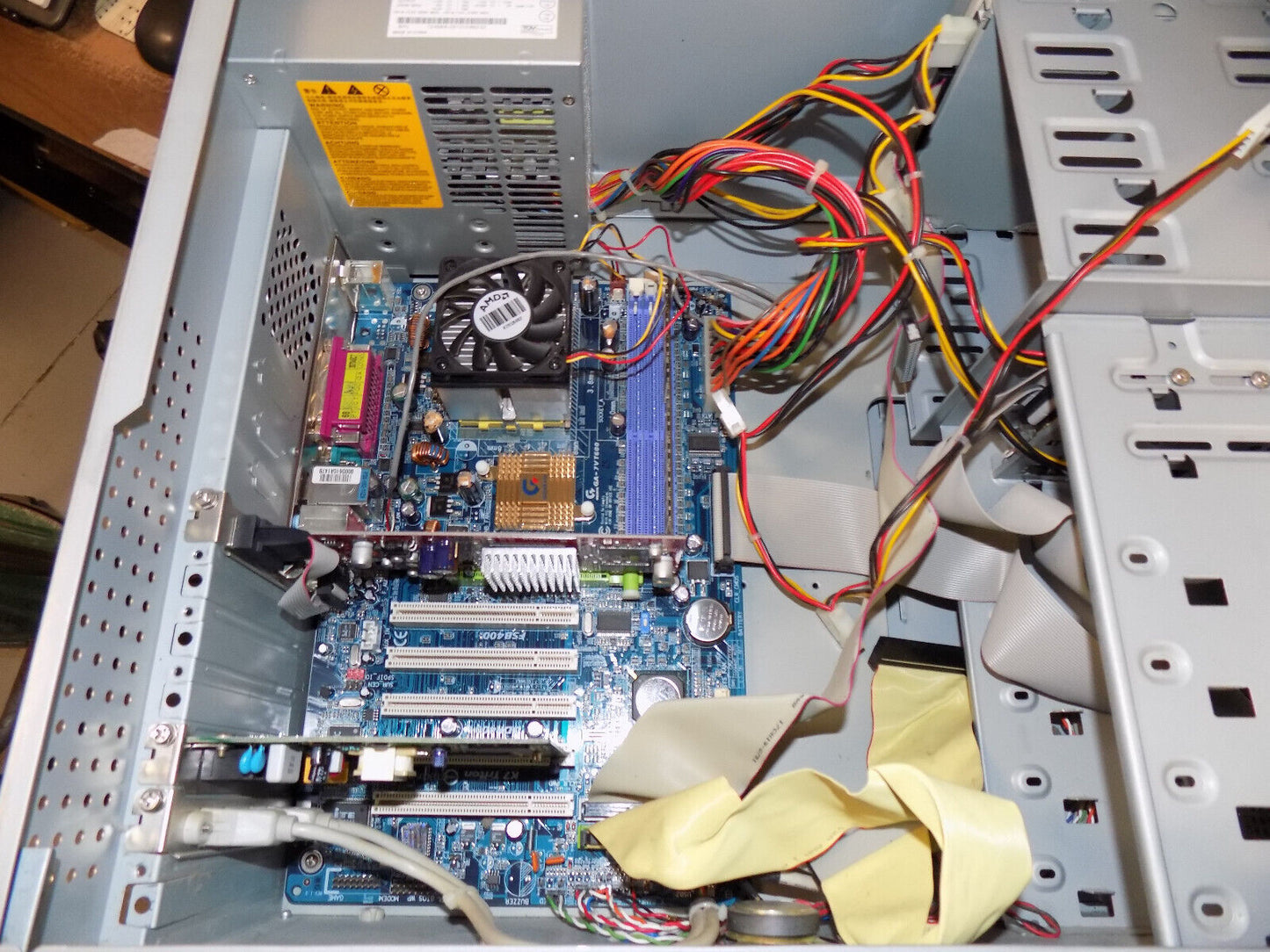 Custom Desktop PC AMD Athlon ATI video Card 2GB RAM No Hard Drive