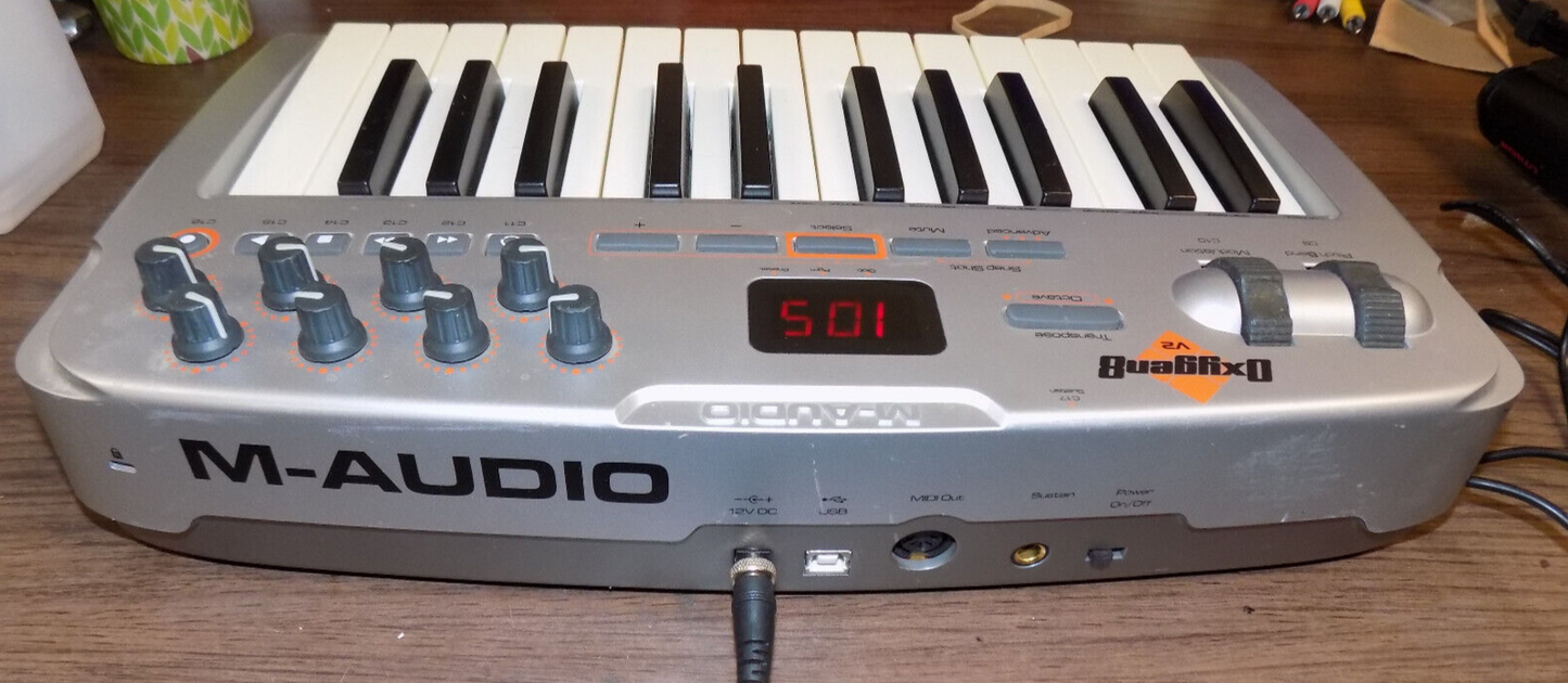 M-Audio Oxygen 8 v2 25-Key MIDI USB Keyboard Controller With Adapter Tested