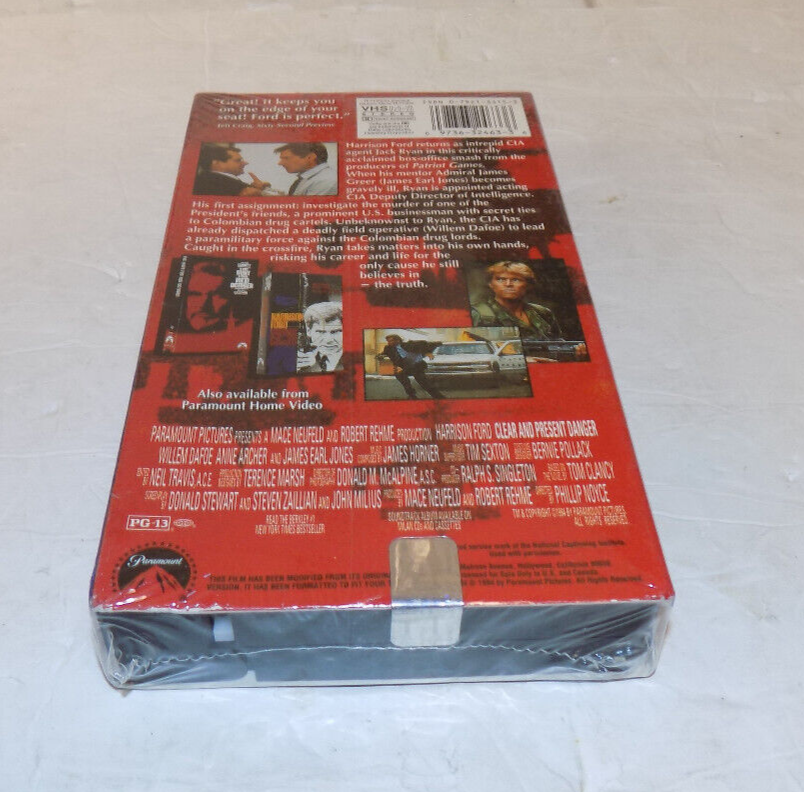 Clear and Present Danger (VHS, 1994) Vintage Classic Movie Factory Sealed New