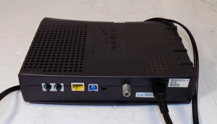 ARRIS Telephony Cable Internet Modem TM602G/115