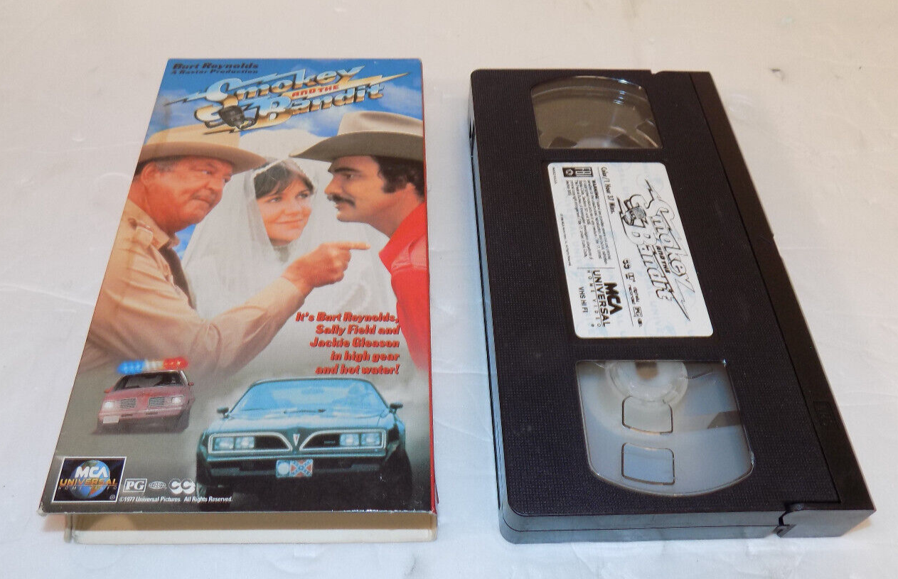 Smokey and the Bandit VHS Tape Burt Reynolds Sally Fields Universal Studios 1996