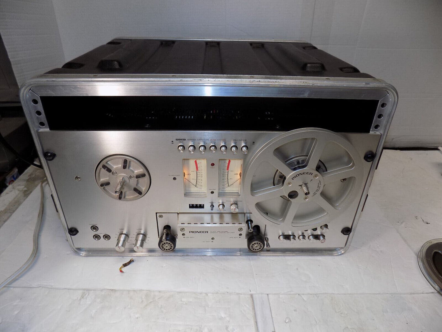 Nice Pioneer RT707 Stereo Reel To Reel with SKB Hard Case