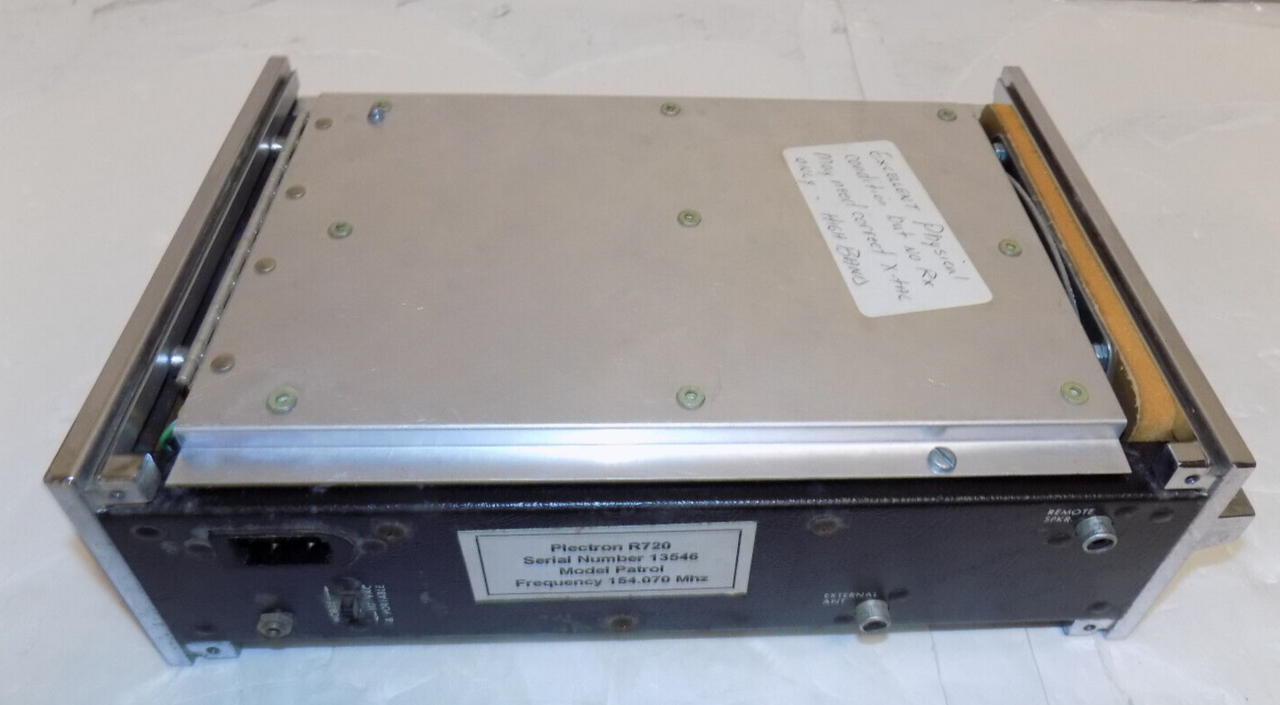 Vintage Plectron R720 Alerting Radio Receiver Model Patrol Frequency 154.070 MHz