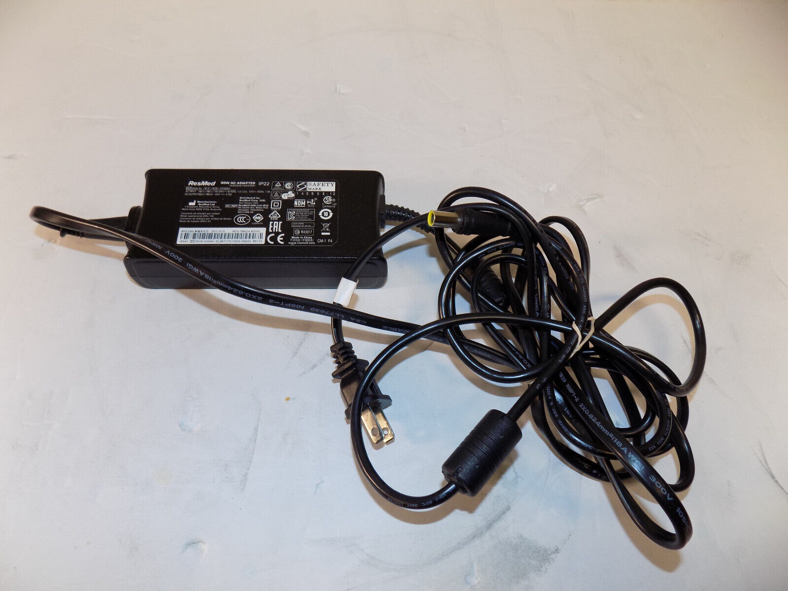 ResMed 90W AC Power Adapter Model 370001 IP22 24V 3.75A For CPAP BIPAP