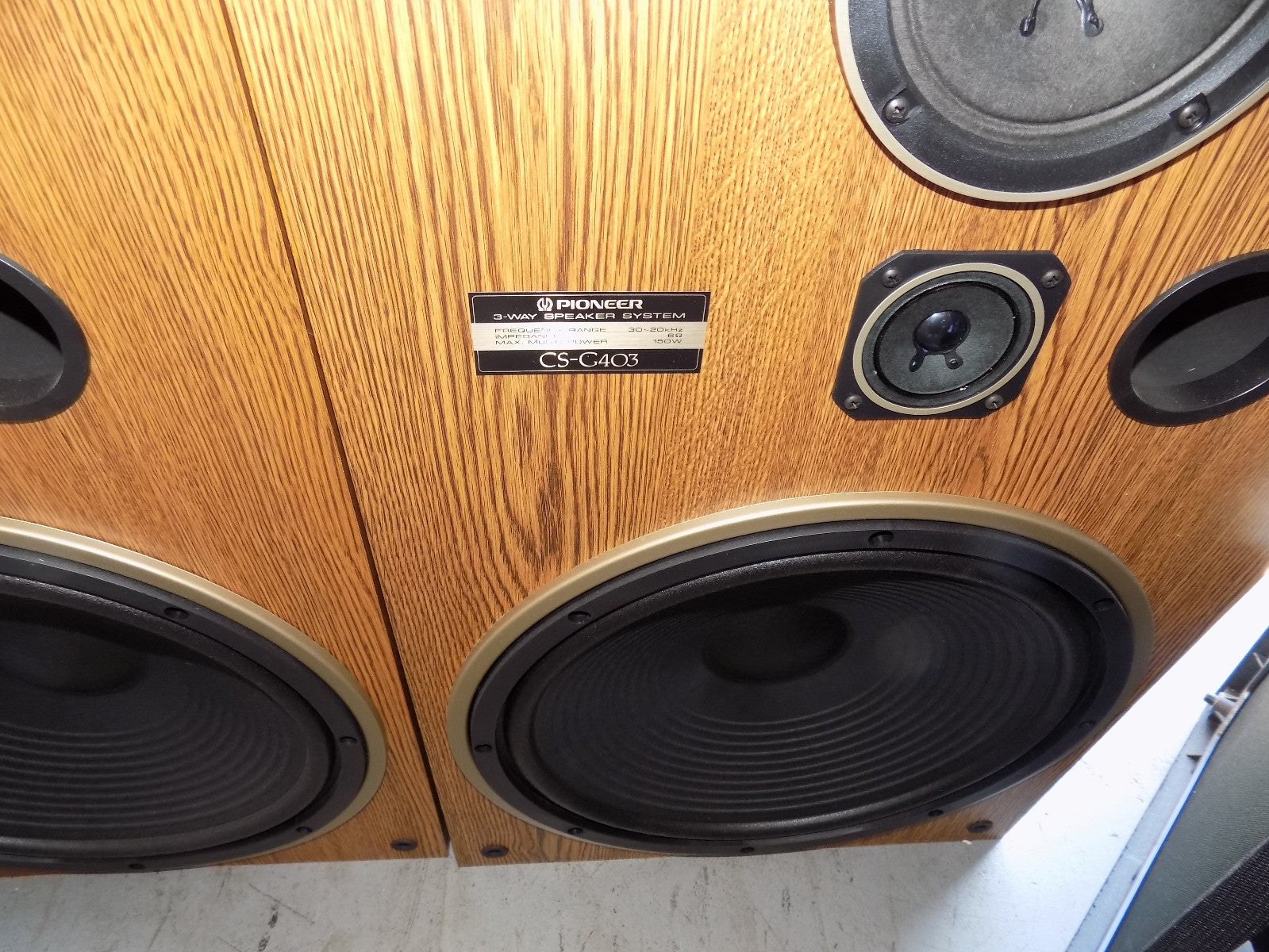 Vintage Pioneer Floor Speakers 15" Woofer Made in USA cs-g403 3-way