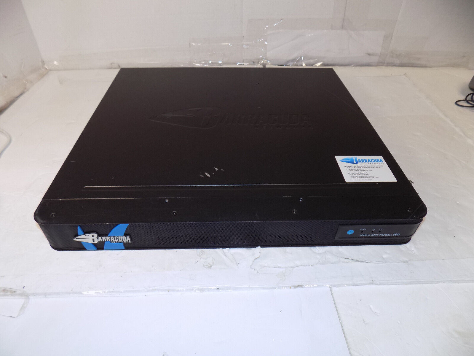 Barracuda Networks Spam & Virus Firewall 300 Rackmountable
