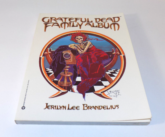 Grateful Dead Family Album by Jerilyn Lee Brandelius 1987 Paperback Warner Books