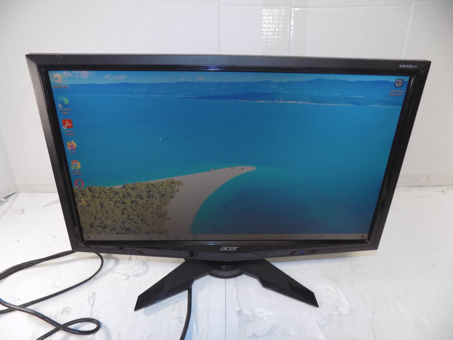 ACER G205Hbd 20-inch Widescreen Flat-Panel LCD Monitor 60Hz 5Ms 1600 x 900