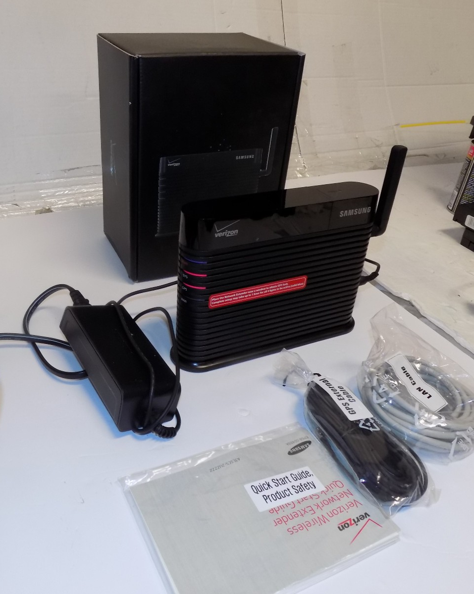 Samsung Verizon Wireless Network Extender SCS-2U01 Signal Booster GPS Antenna