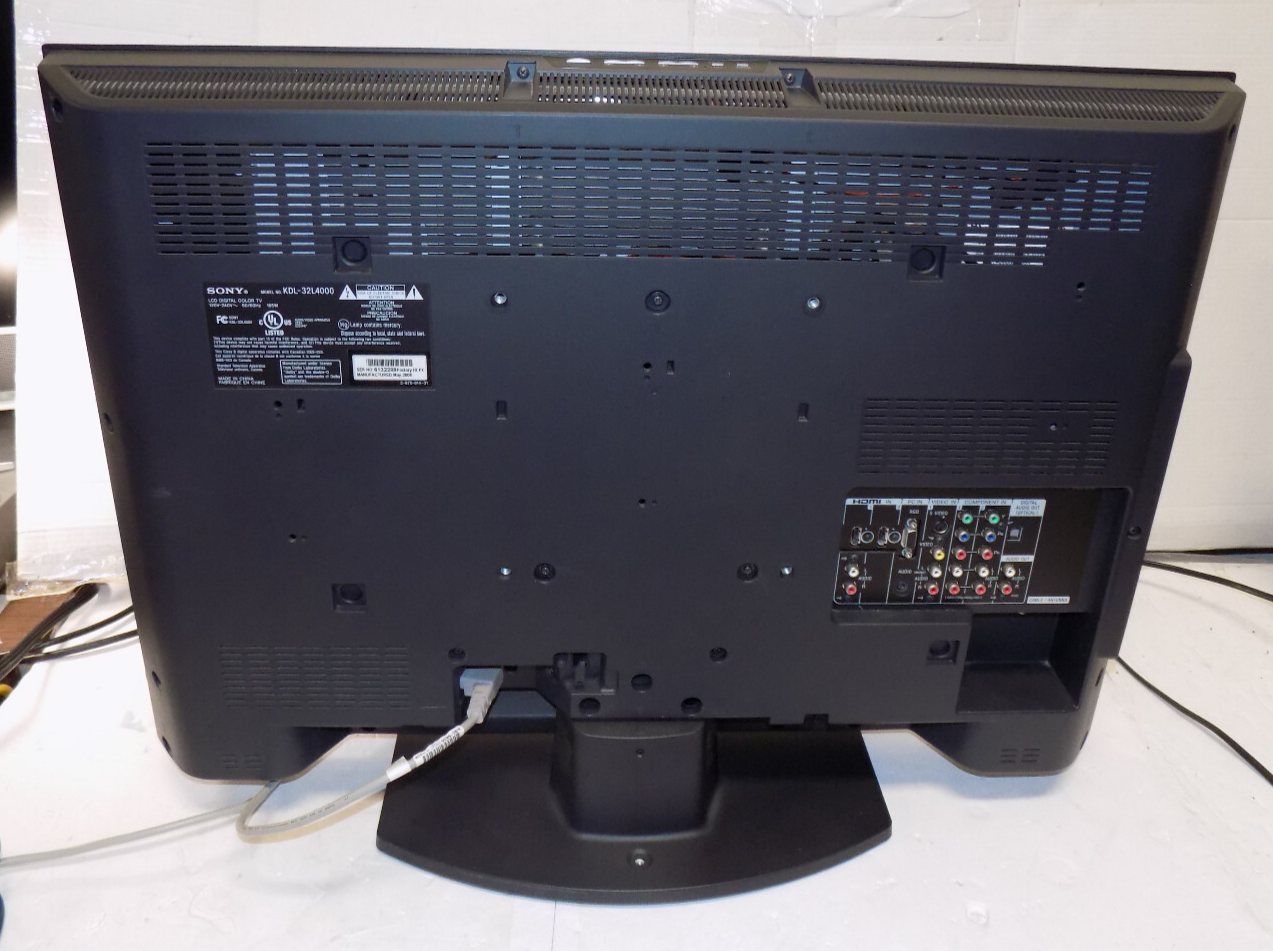 Sony Bravia KDL-32L4000 32” LCD HD Digital TV with Remote Control