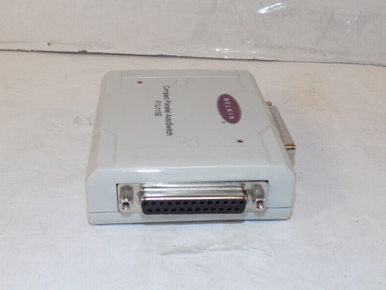 BELKIN F1U115E Compact A/B Parallel AutoSwitch