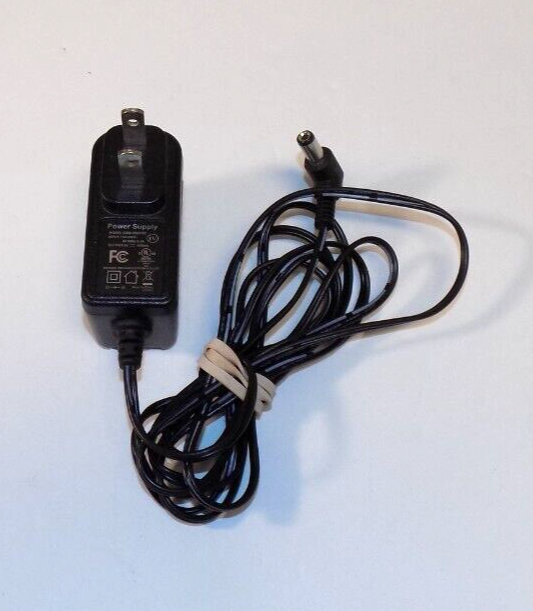 Universal AC Power Adaptor SAW-0500500 Power Supply Charger 5V 100-240V