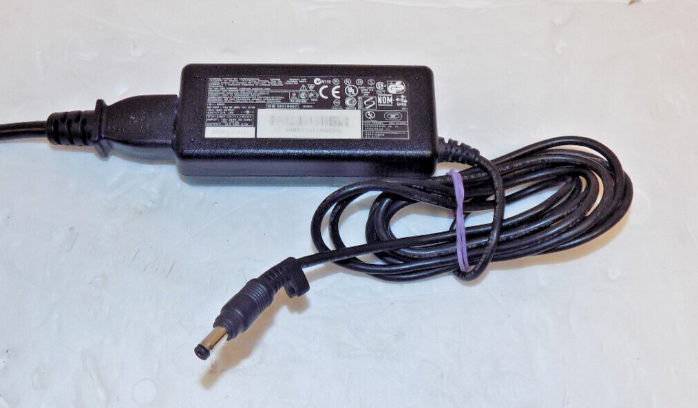 Compaq  PPP005L 179725-002 PA-1500-02C 18.5V AC 2.7A Charger AC Adapter