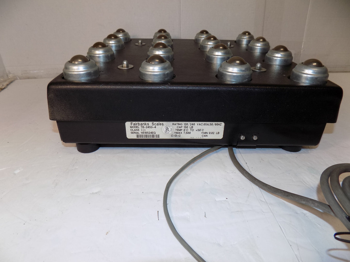 Fairbanks 70-2453 14′′ x 14′′ Shipping Scale with Roller Ball Top 150lb.