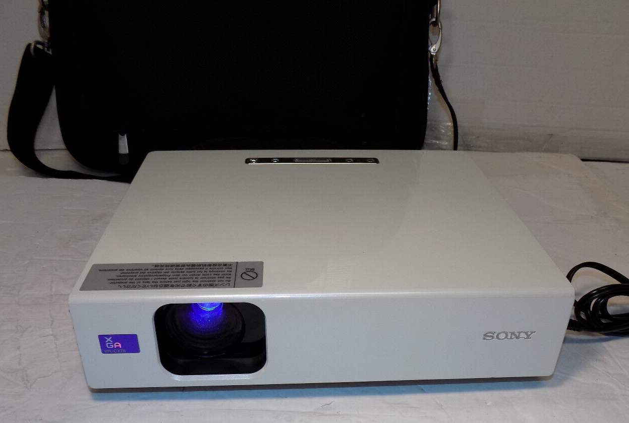 Sony VPL-CX76 2500 Lumens Portable Multimedia Data Projector with Case