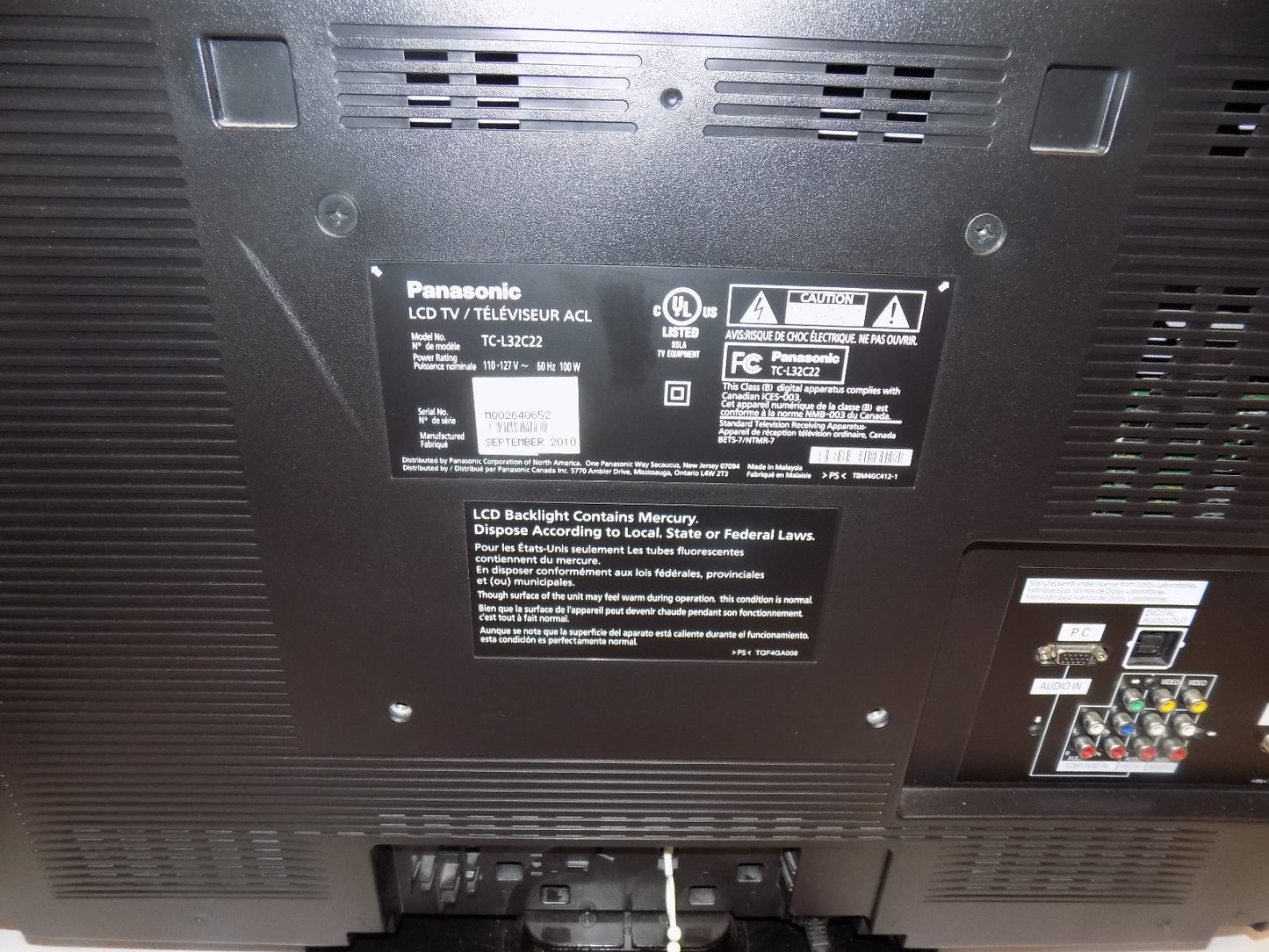 Panasonic VIERA TC-L32C22 32 inch LCD TV 720p 60Hz LCD HDTV PC Input w/Remote