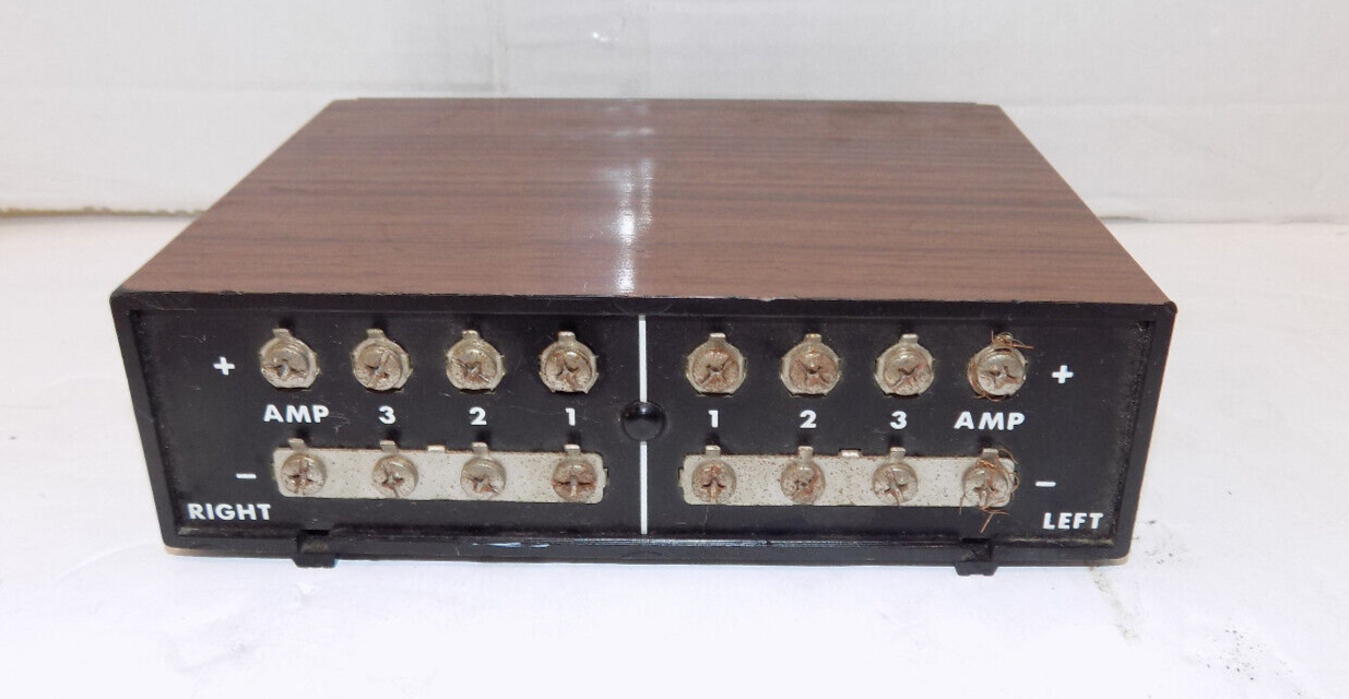 Vintage Realistic Stereo Remote Speaker Switch 3-Way 40-125A RadioShack