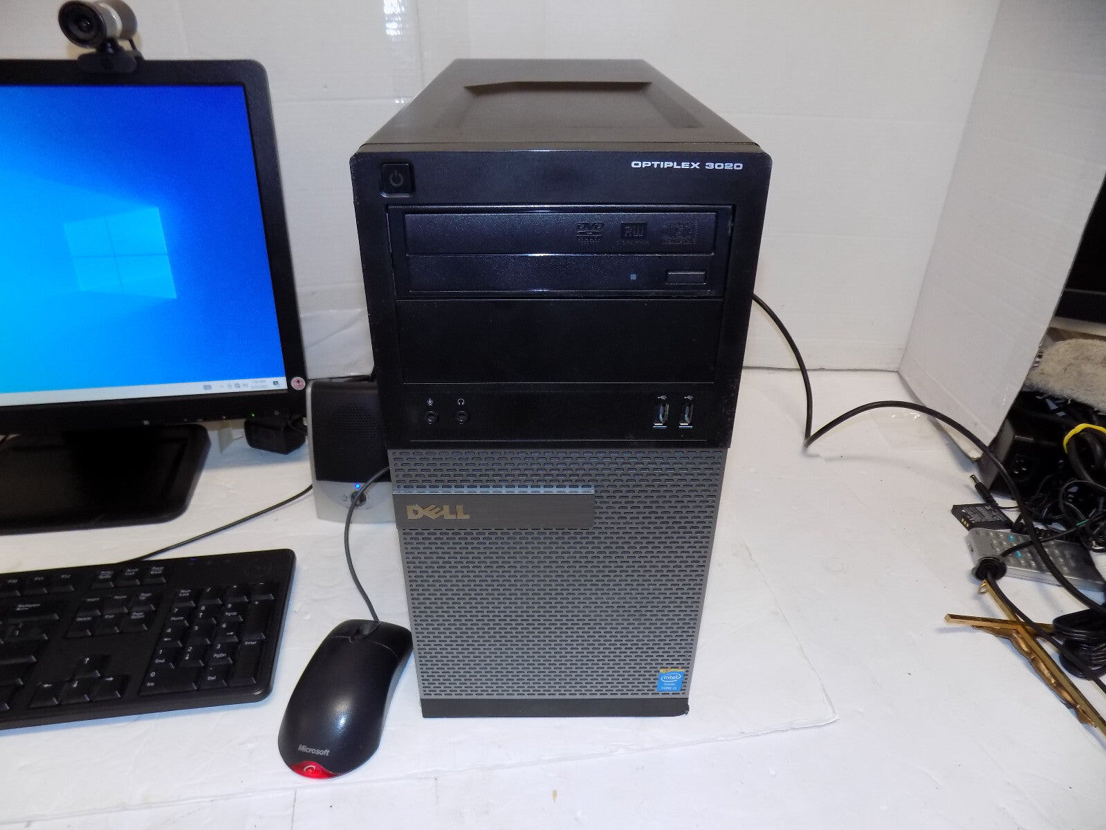 Dell Optiplex i3 Desktop Computer 6GB Ram 256 SSD 500GB HDD w/Monitor & Keyboard