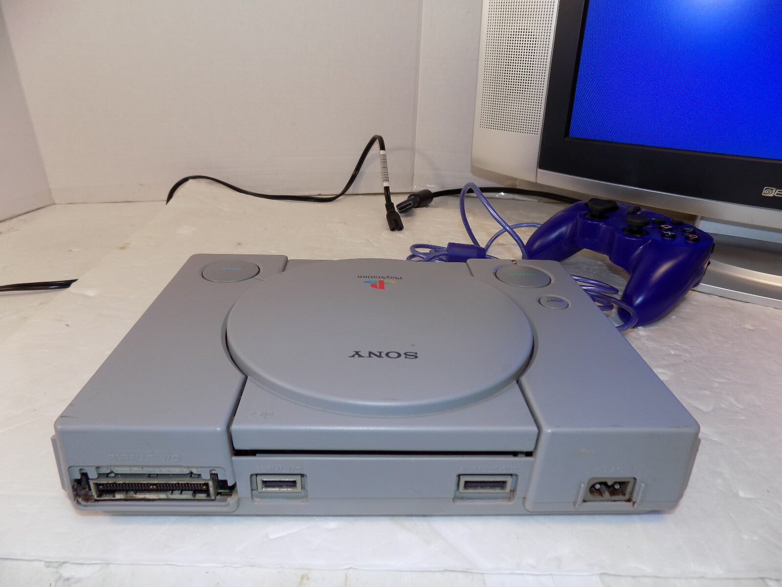 Sony PlayStation 1 PS1 with Game and Accessories