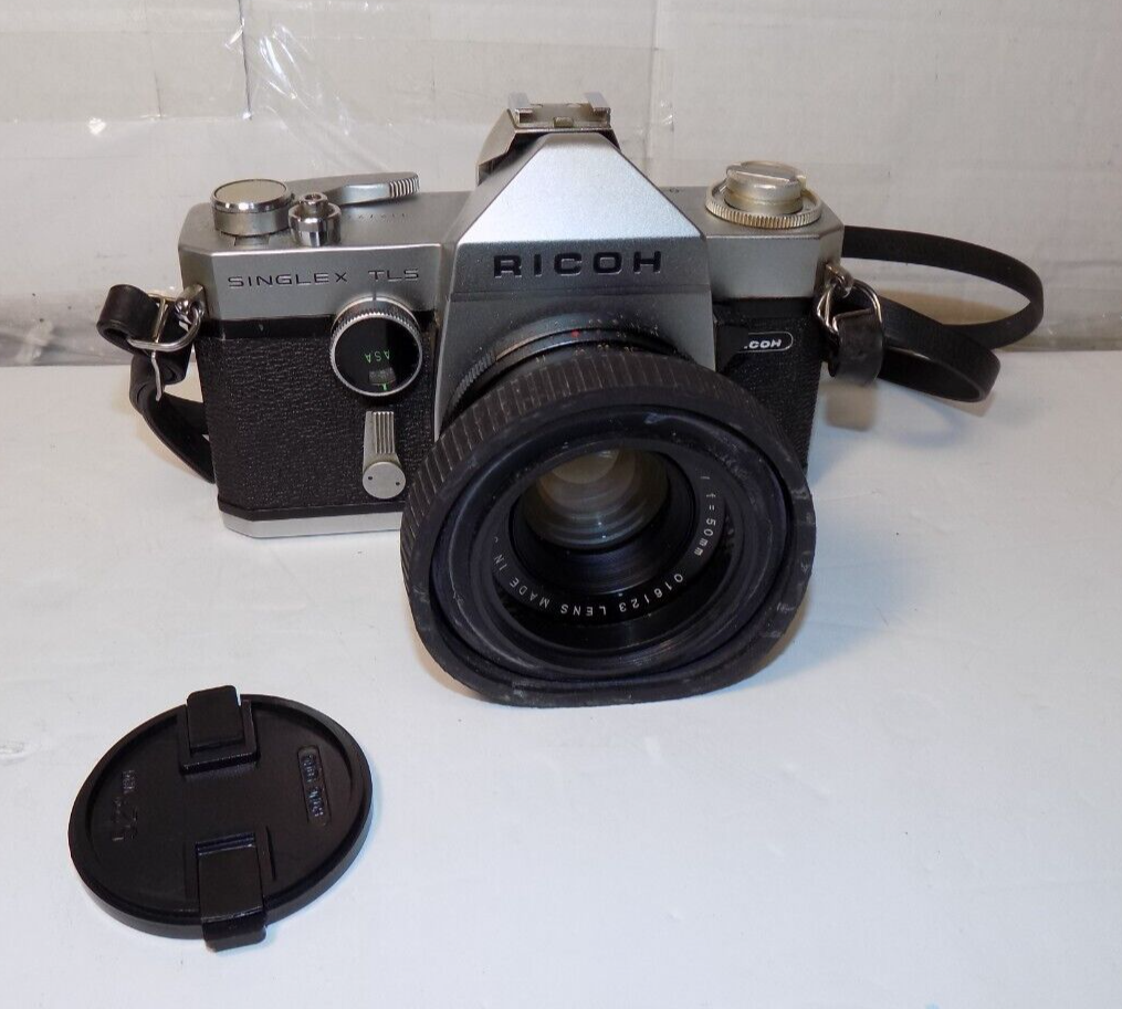 Vintage Ricoh Singlex TLS 35mm Film Camera with Auto Rikenon 1:1.7 f=50mm 016123