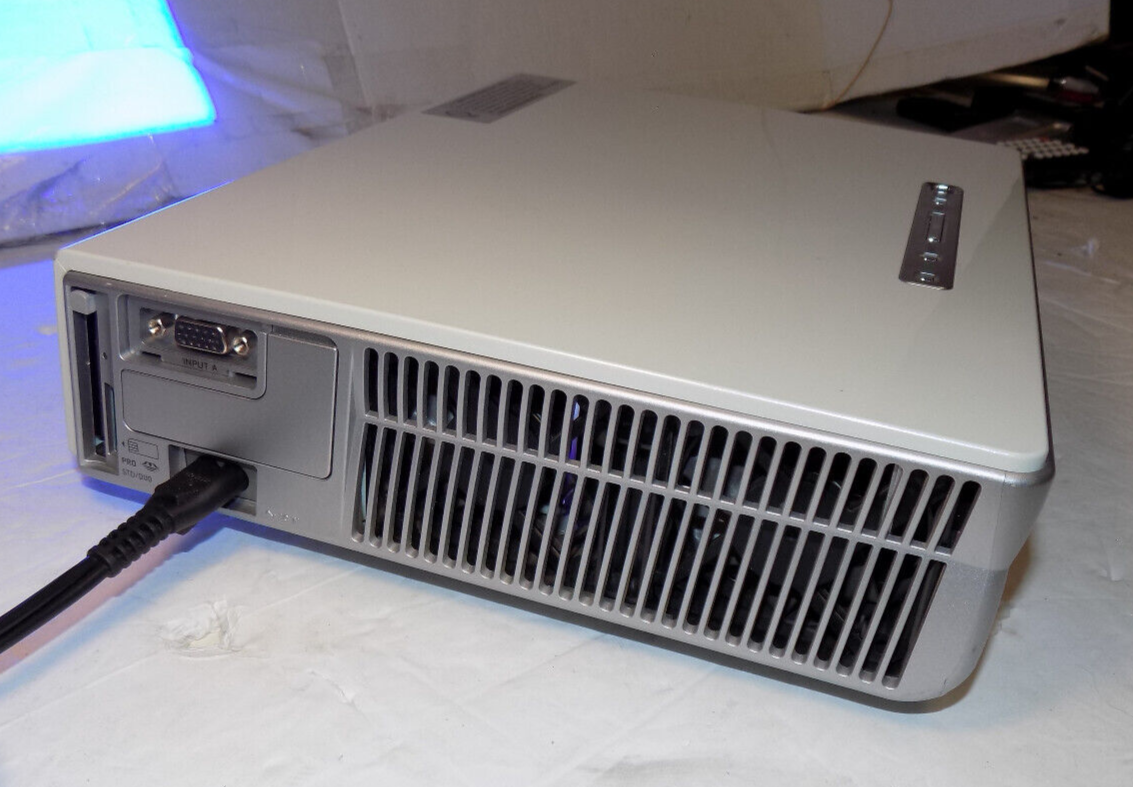 Sony VPL-CX76 2500 Lumens Portable Multimedia Data Projector with Case