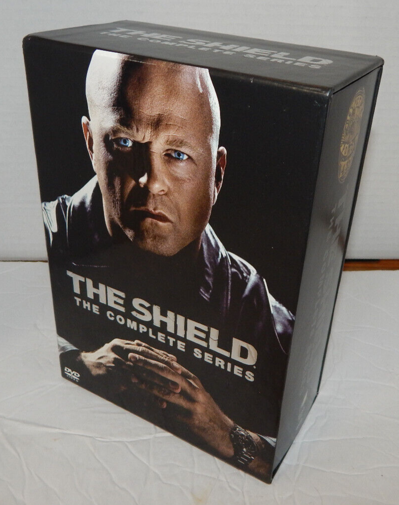 The Shield The Series DVD Set Missing Season 2 Disc 1