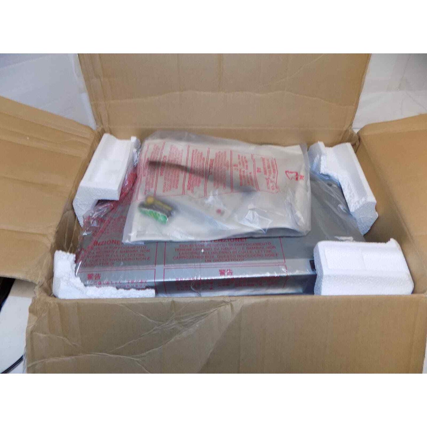 New VCR Emerson EWV404 Mono VCR Vhs Player HDMI Adapter Included