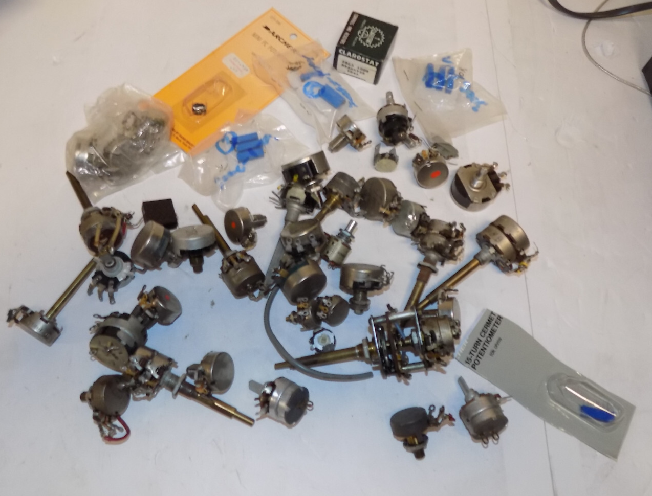 Lot 2.5 lbs or Potentiometers